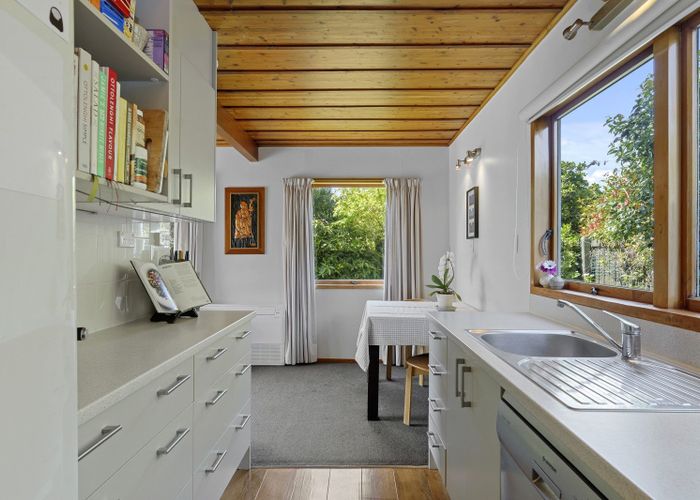  at 2/41 Taupata Street, Redcliffs, Christchurch