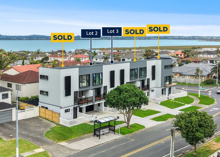  at 6 Beach Road, Te Atatu Peninsula, Waitakere City, Auckland