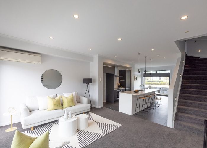  at 10 Alexander Willis Crescent, Hobsonville, Waitakere City, Auckland