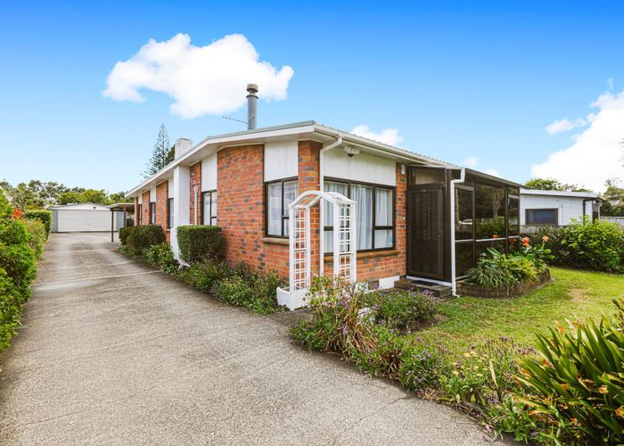  at 25 Roys Road, Weymouth, Auckland