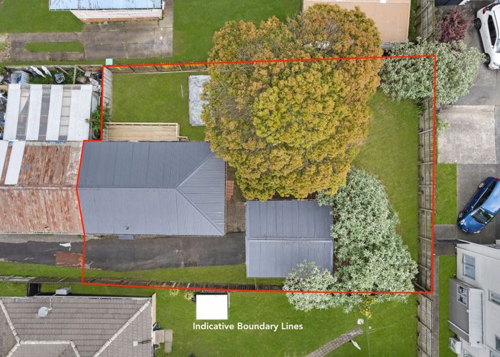  at 2/34 Plumley Crescent, Mangere, Manukau City, Auckland