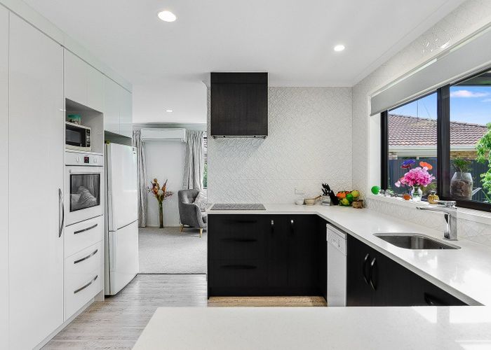  at 21 Mangakoea Place, St Andrews, Hamilton