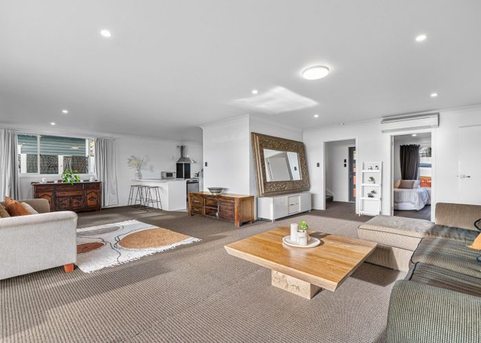  at 11B Willow Avenue, Hannahs Bay, Rotorua, Bay Of Plenty