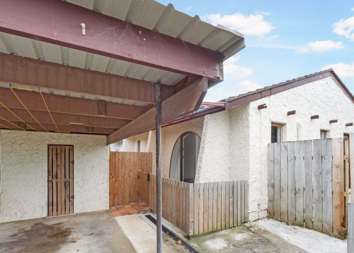  at 1/21 McLeod Road, Weymouth, Auckland