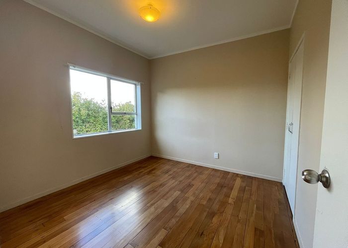  at 2/160 Mount Smart Road, Onehunga, Auckland City, Auckland