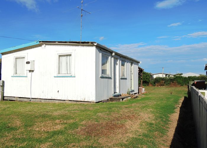  at 138 Newcastle Street, Māhia