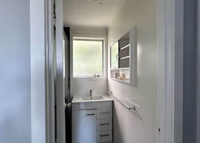  at 52 Feasegate Street, Manurewa, Manukau City, Auckland