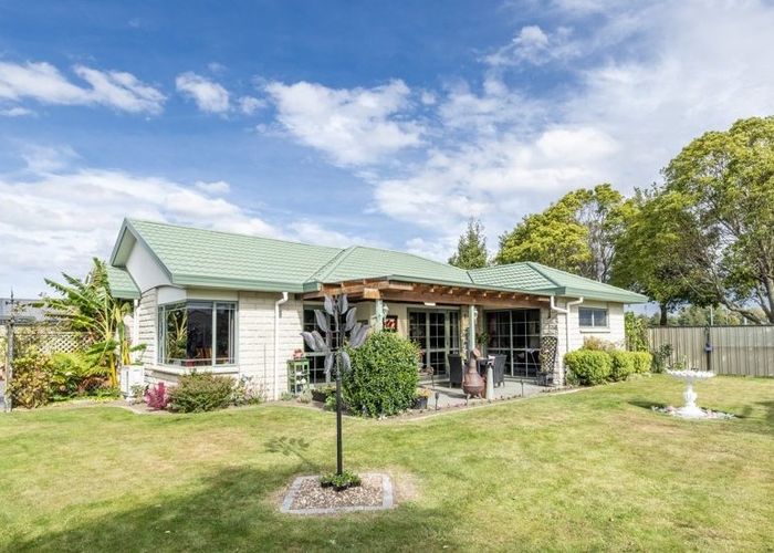 at 10 Rosehill Way, Taradale, Napier