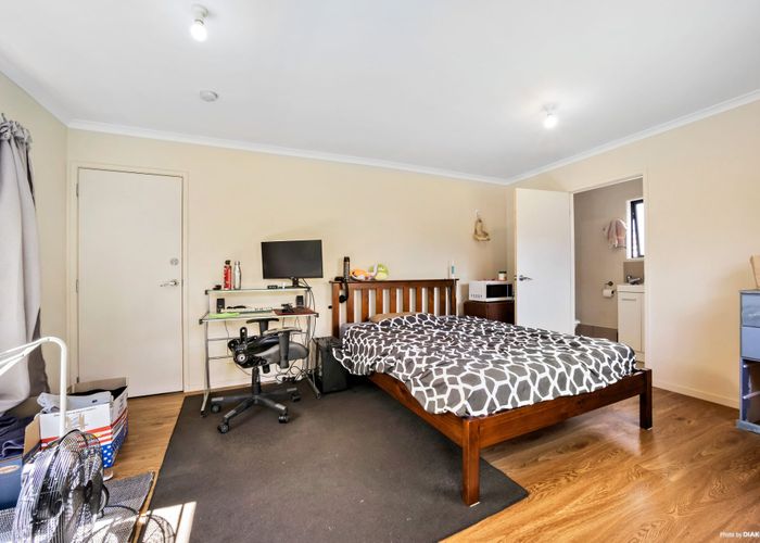  at 77 Brunner Road, Glen Eden, Waitakere City, Auckland