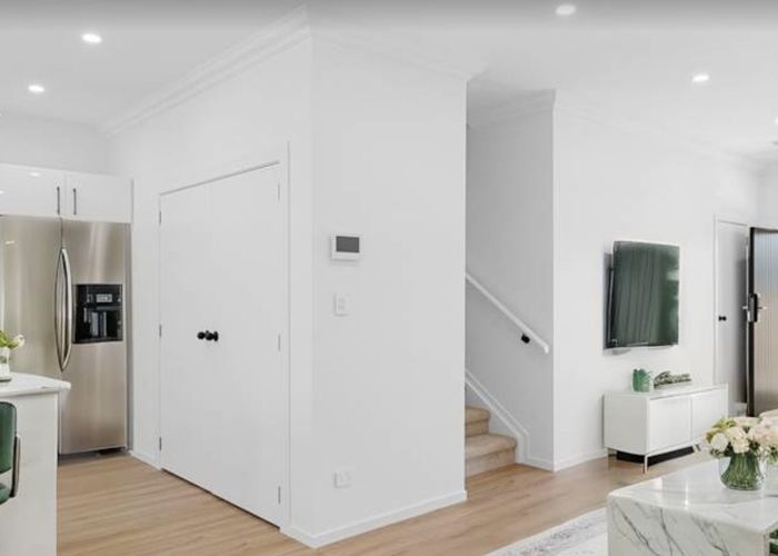  at 12C Italia Grove, Mount Wellington, Auckland