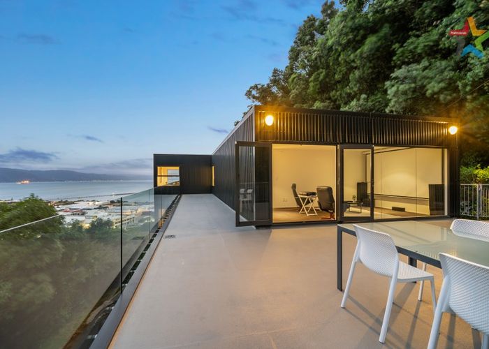  at 18 Korokoro Road, Korokoro, Lower Hutt