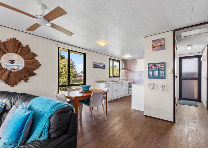  at 5 Longstead Avenue, Papamoa Beach, Papamoa