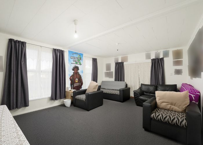  at 52 Robertson Road, Mangere East, Manukau City, Auckland