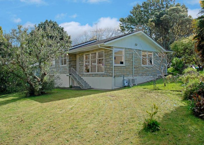  at 1 Segedin Place, Glenfield, Glenfield, North Shore City, Auckland
