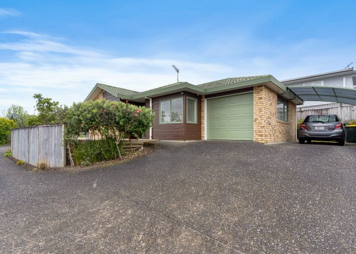  at 14 Imelda Road, Te Atatu Peninsula, Auckland
