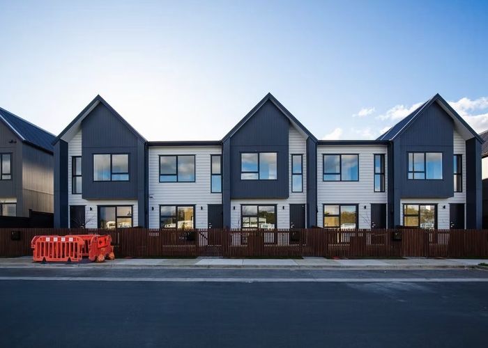  at 9 Resnik Crescent, Kumeu