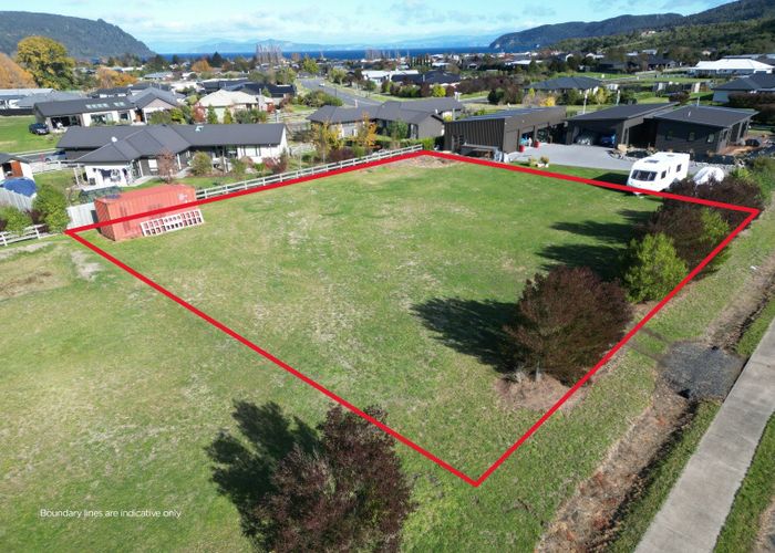  at 4 Lancewood Way, Kinloch, Taupo, Waikato