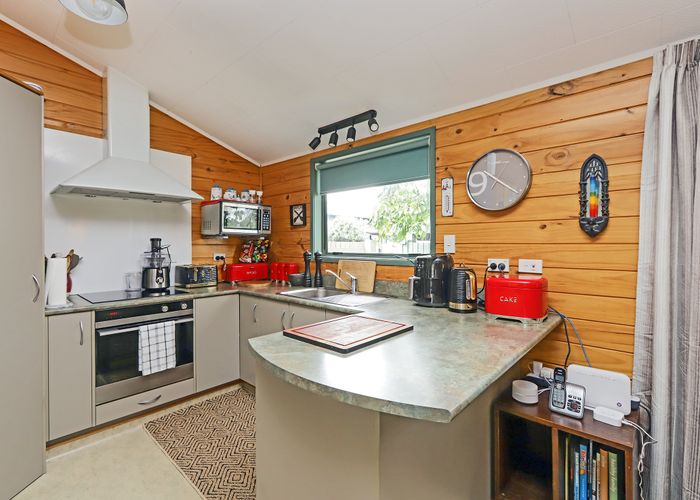  at 605A Willowpark Road South, Akina, Hastings