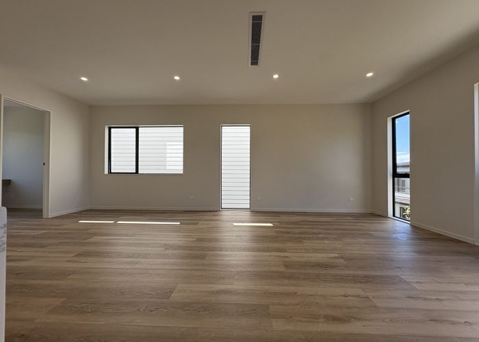  at 14D Newhaven Terrace, Mairangi Bay, North Shore City, Auckland