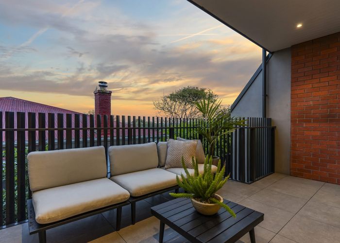  at 5/52 Sainsbury Road, Mount Albert, Auckland