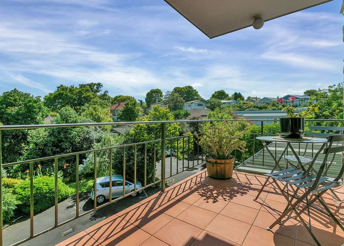  at 25/43 Woodward Road, Mount Albert, Auckland