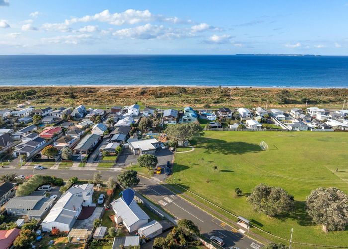 at 304 Dickson Road, Papamoa Beach, Papamoa
