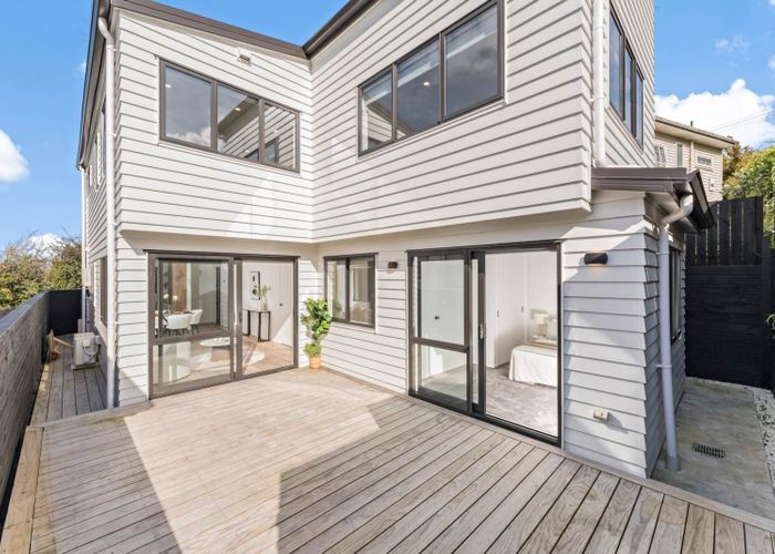  at 83A Penzance Road, Mairangi Bay, North Shore City, Auckland