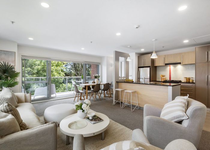 at 4 Wagener Place, Mount Albert, Auckland City, Auckland