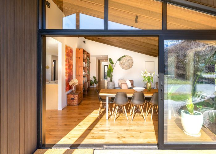 Recently sold 10 Preston Drive, Arrowtown homes.co.nz