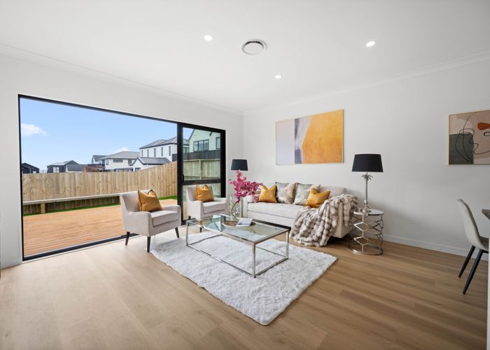  at 5 Ridgehill Rise, Flat Bush, Auckland