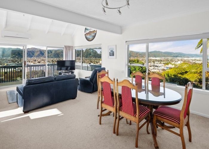 For sale 12B City View Grove, Harbour View, Lower Hutt, Wellington