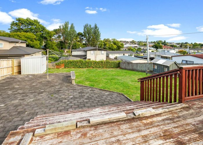  at 24 Sabulite Road, Kelston, Waitakere City, Auckland