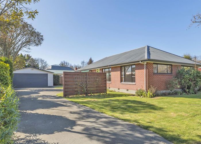  at 27 Lochee Road, Upper Riccarton, Christchurch City, Canterbury