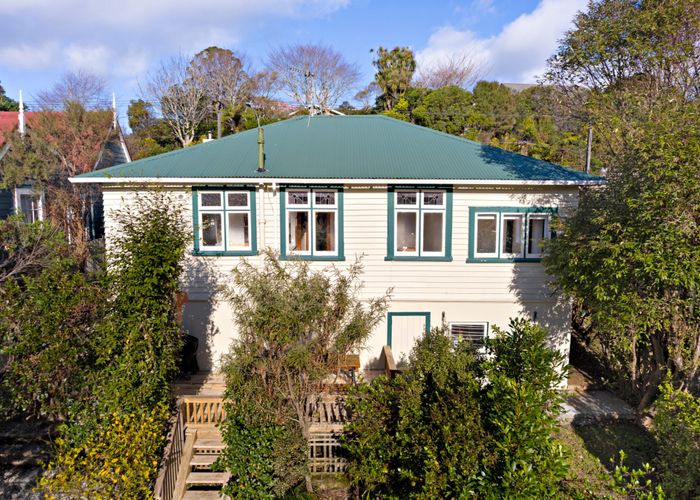 at 318 Karori Road, Karori, Wellington, Wellington