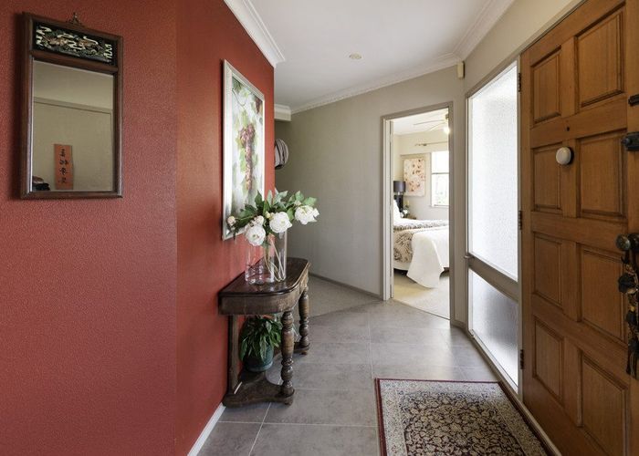  at 10 Roadley Avenue, Sunnyhills, Auckland