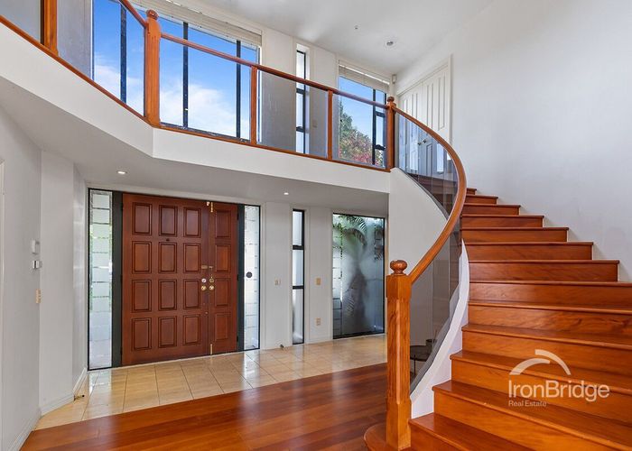  at 46-/48 RAVENSTONE PL, Chatswood, Auckland