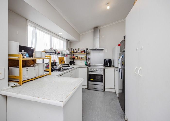  at 1/20 Solveig Place, Randwick Park, Manukau City, Auckland