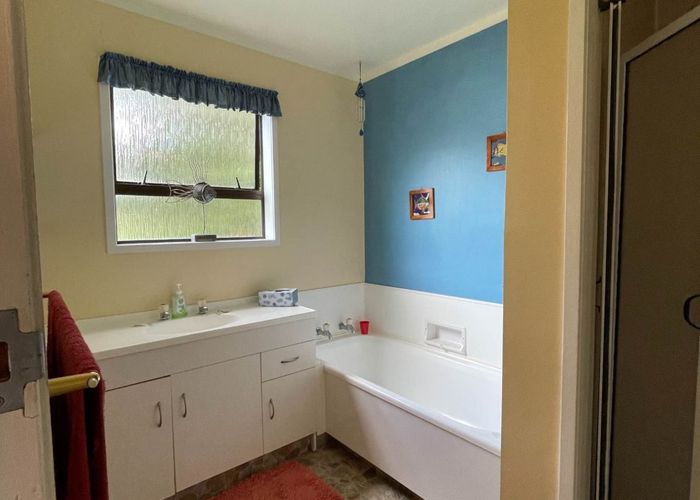  at 24B Karewa Parade, Papamoa Beach, Tauranga, Bay Of Plenty
