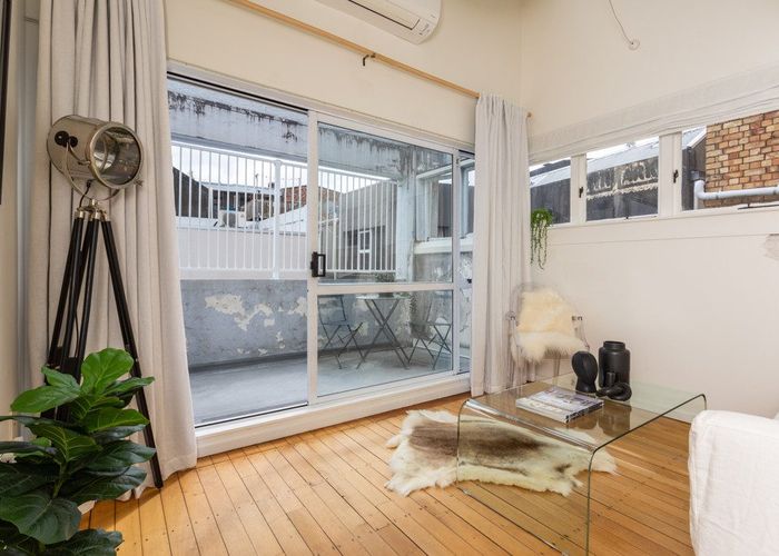  at 1/12 East Street, Newton, Auckland