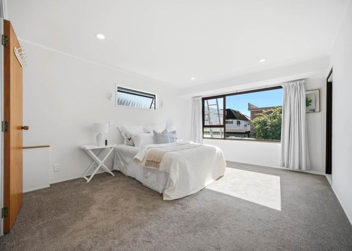  at 1/169 Stredwick Drive, Torbay, Auckland