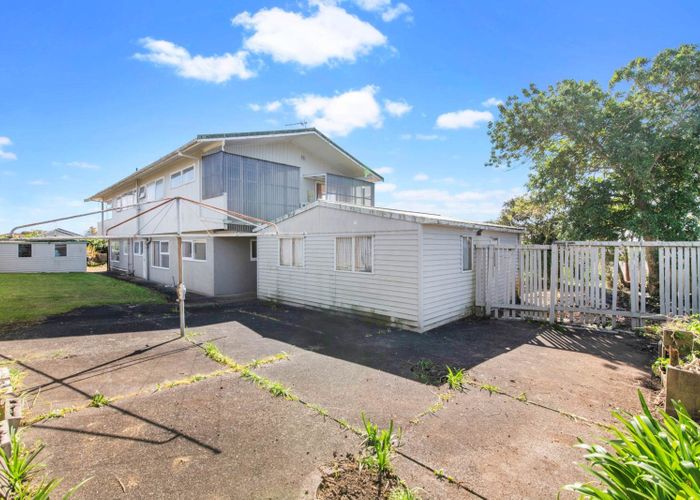  at 13 Chatsworth Crescent, Pakuranga Heights, Manukau City, Auckland