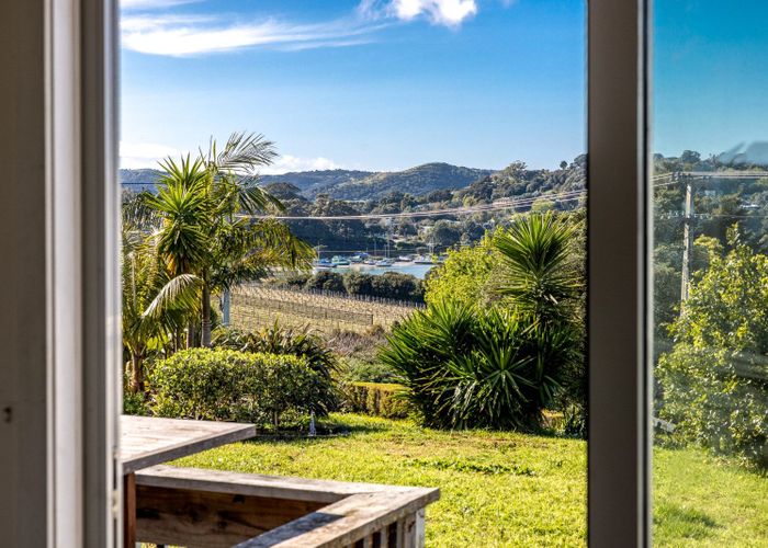  at 157 Wilma Road, Surfdale, Waiheke Island, Auckland