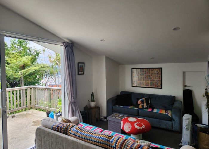  at 92B Kelburn Parade, Kelburn, Wellington, Wellington