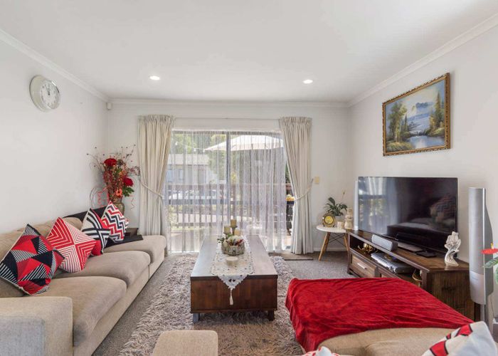  at 43 Malaspina Place, Papatoetoe, Auckland