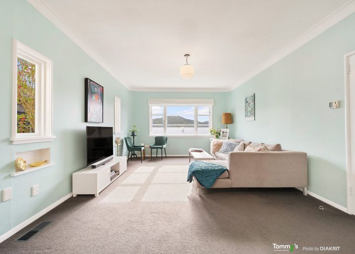  at 38 Shirley Street, Karori, Wellington
