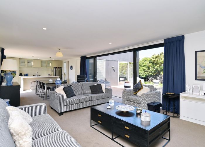  at 102 Hills Road, Edgeware, Christchurch City, Canterbury