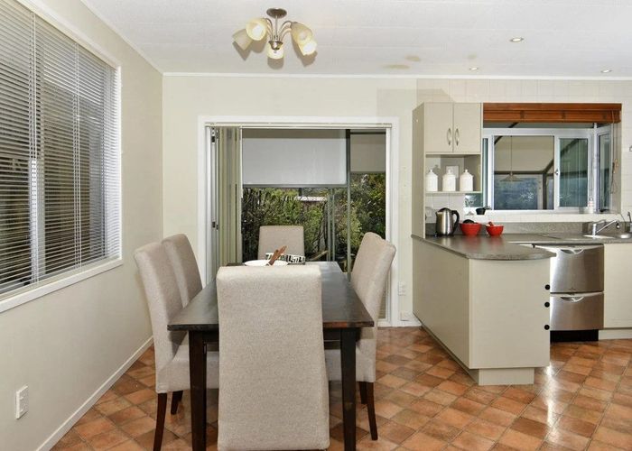  at 17 Peterhouse Place, West Harbour, Waitakere City, Auckland