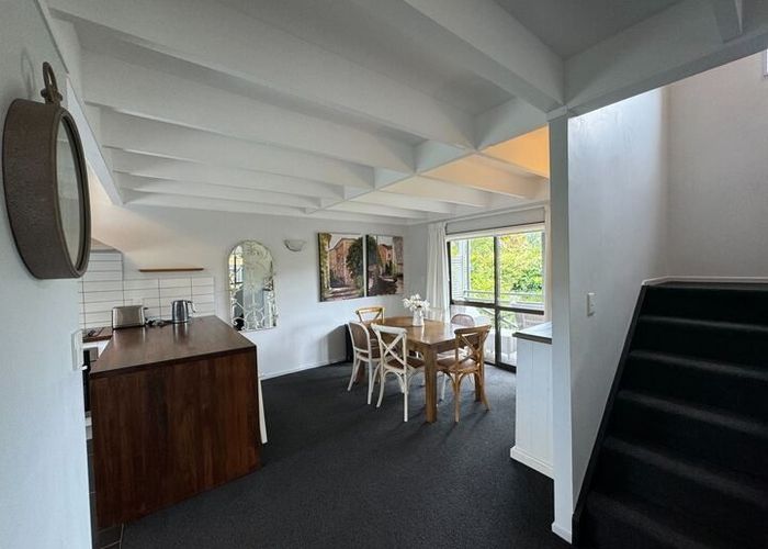  at 2/41 Northboro Road, Hauraki, North Shore City, Auckland