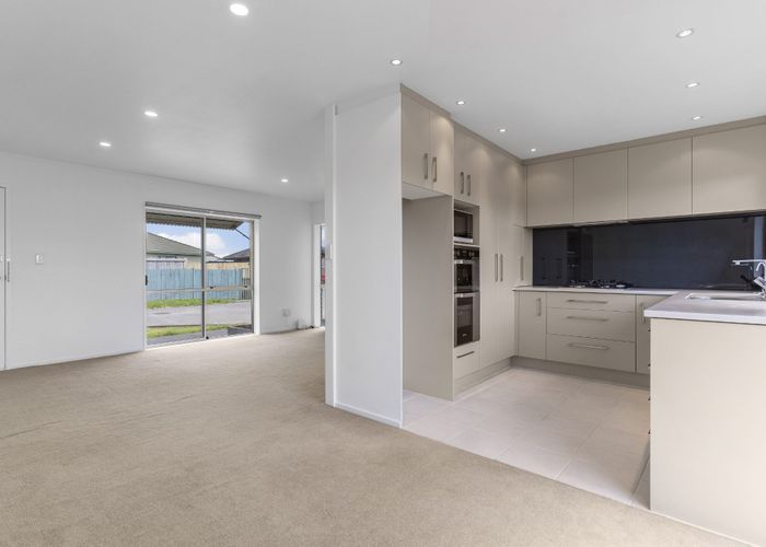  at 36 Davington Way, Burswood, Auckland