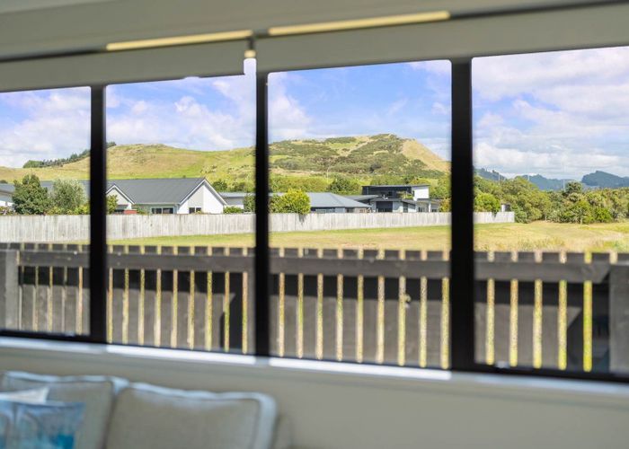  at 32 Te Hare Piahana Way, Papamoa Beach, Tauranga, Bay Of Plenty